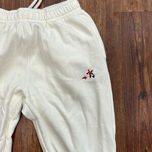 Nike Embroidered swoosh sweatpants Men’s M